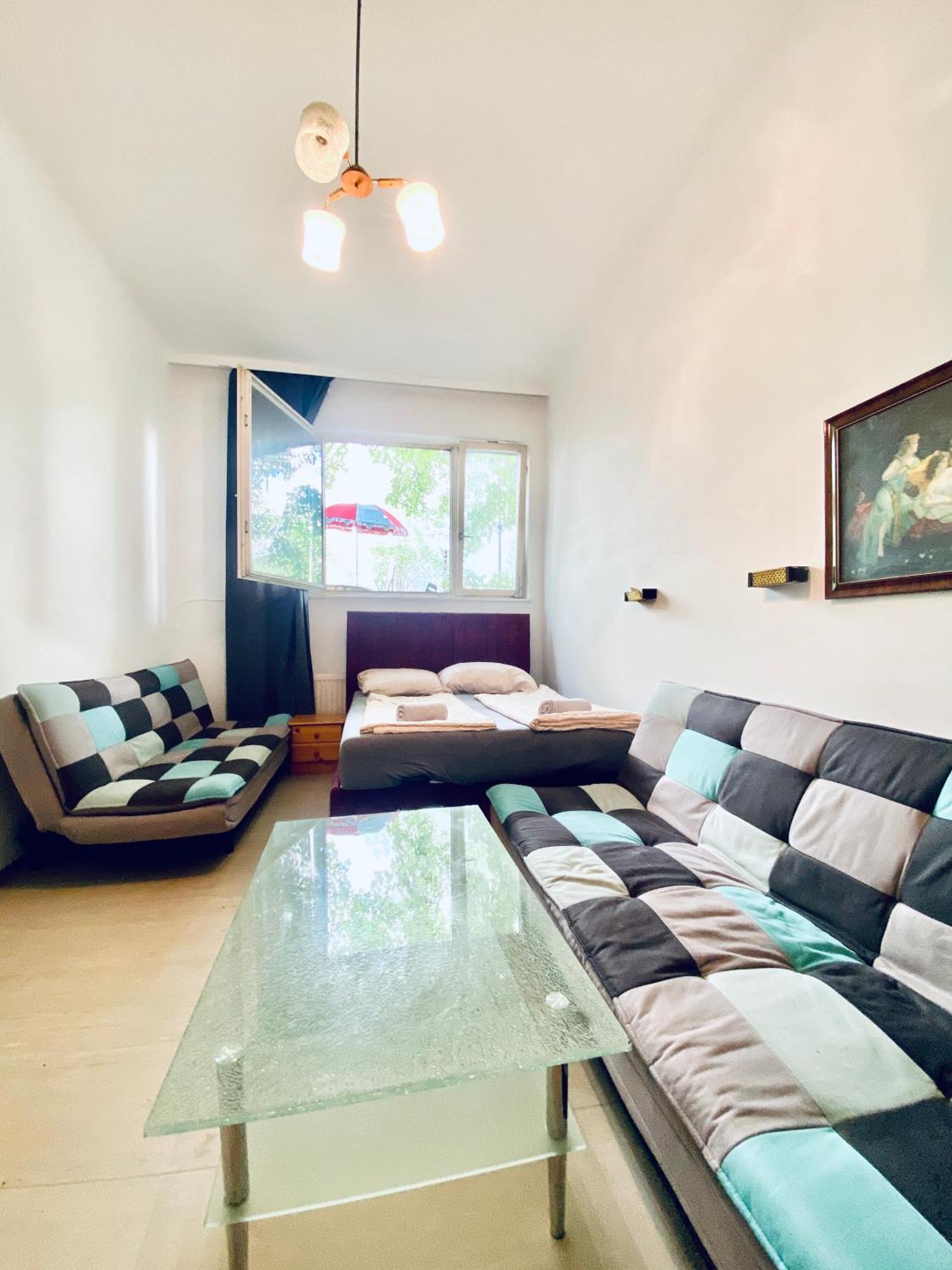 Apartment Affordable Central Rooms, 10-min To Lugner City Wien