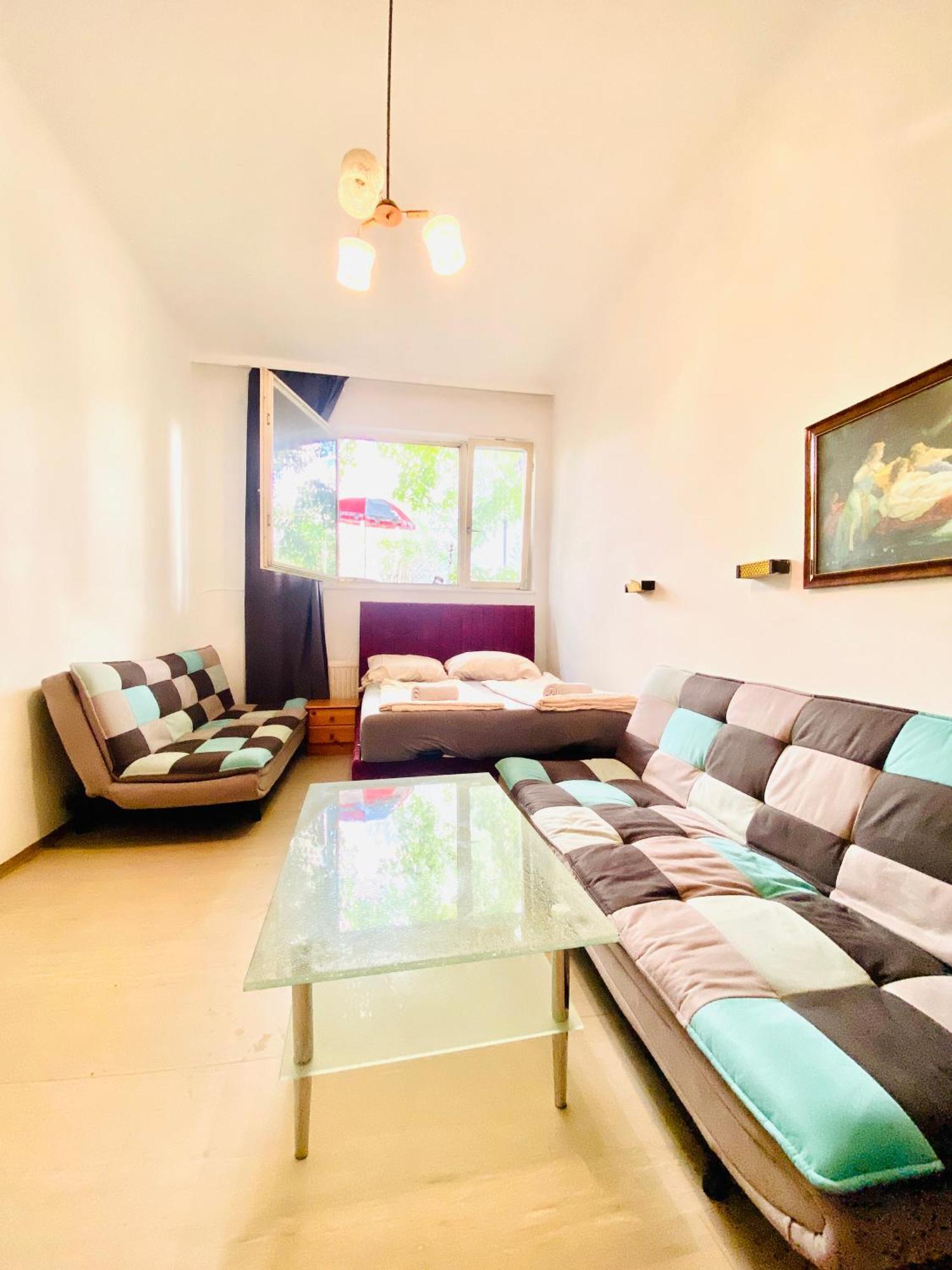 Apartment Affordable Central Rooms, 10-min To Lugner City Wien