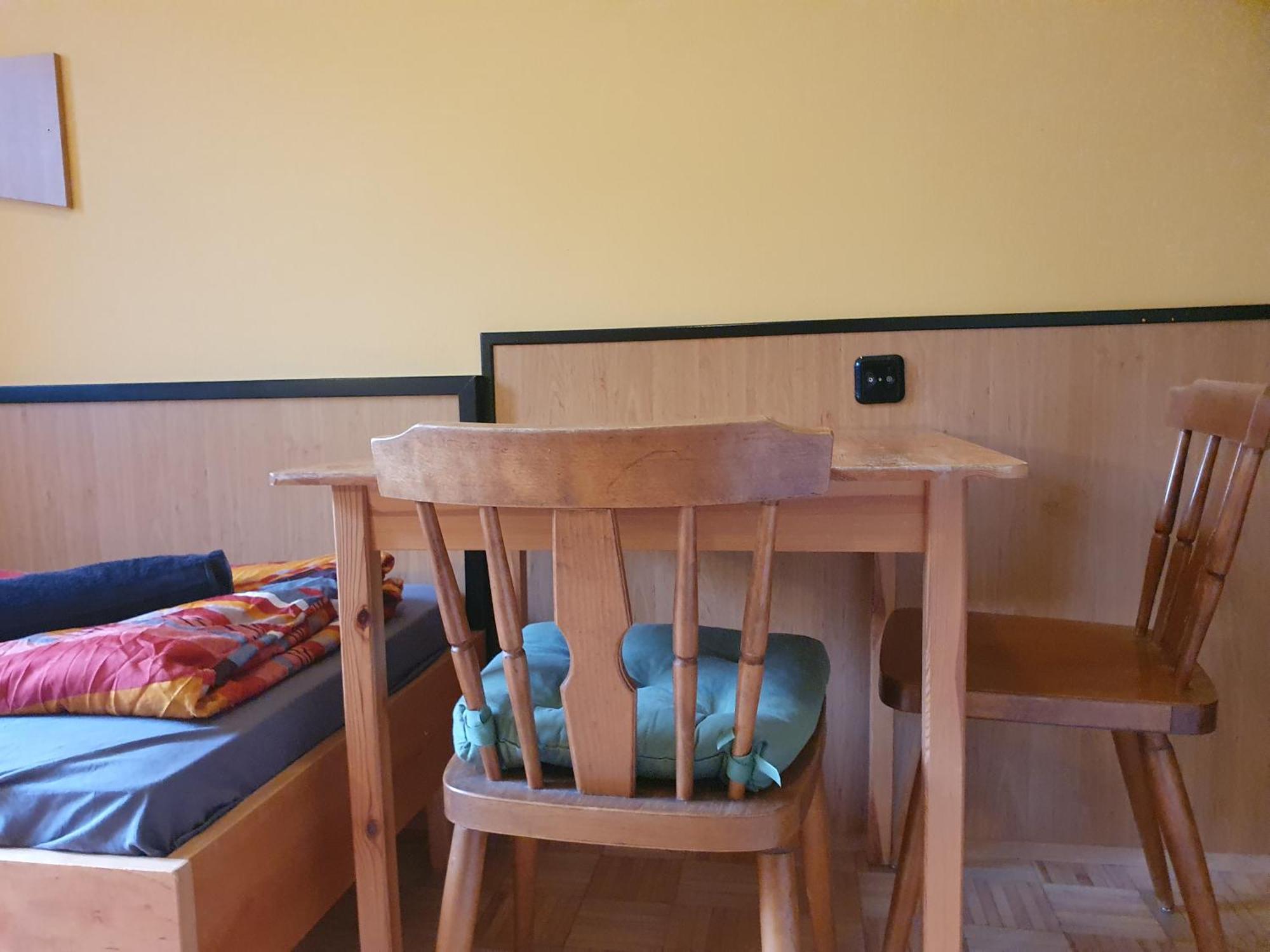 Apartment Affordable Central Rooms, 10-min To Lugner City Wien