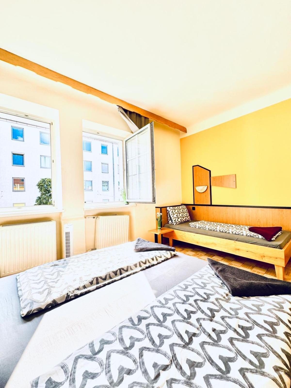 Apartment Affordable Central Rooms, 10-min To Lugner City Wien